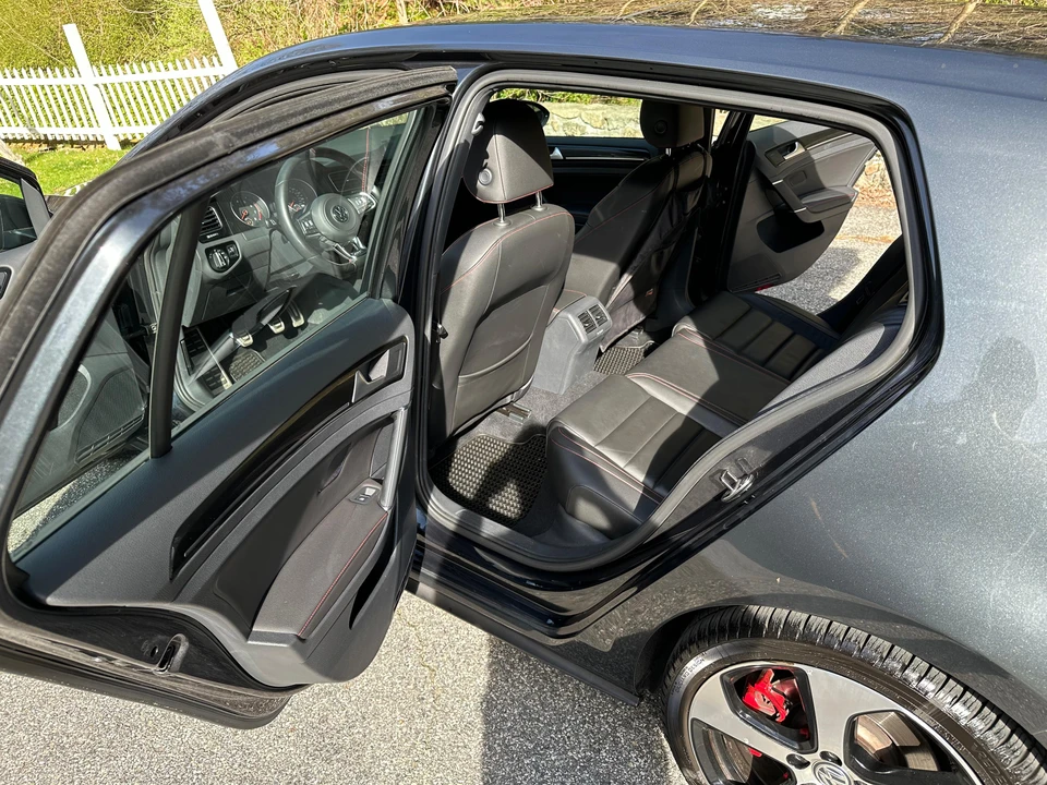 2016 Volkswagen GTI Mk7 - Image 30 of 31