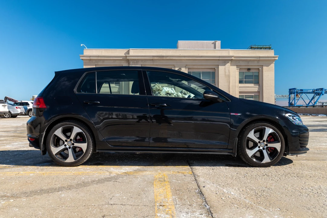 2016 Volkswagen GTI Mk7 - Image 8 of 31