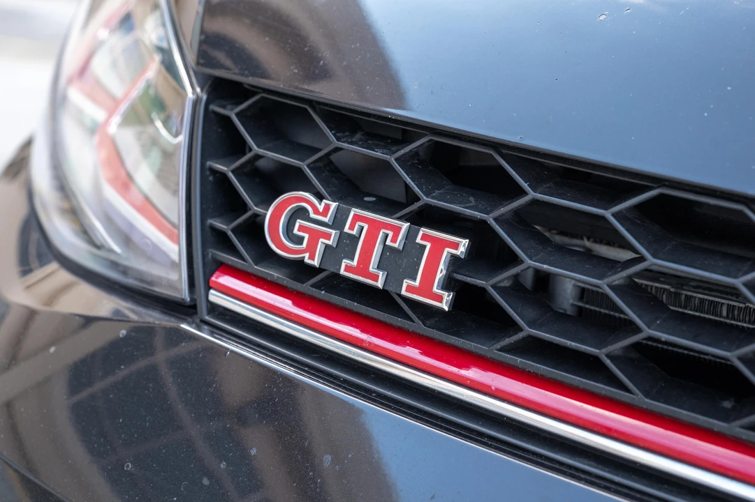 2016 Volkswagen GTI Mk7 - Image 11 of 31