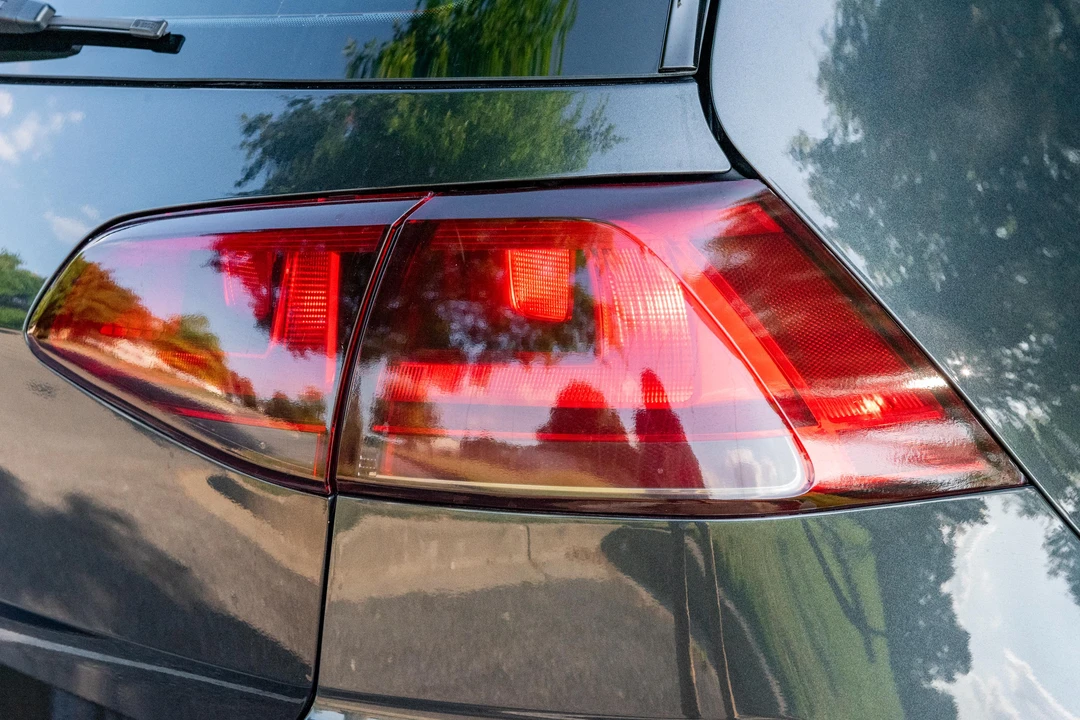 2016 Volkswagen GTI Mk7 - Image 26 of 31