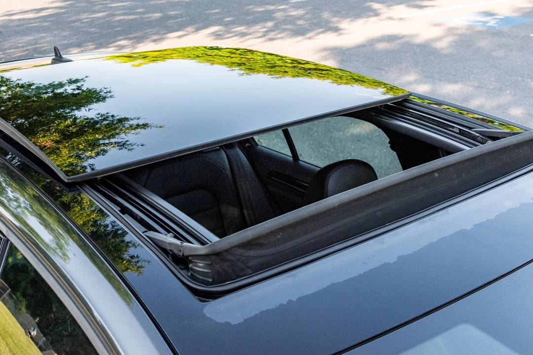 2016 Volkswagen GTI Mk7 - Image 29 of 31
