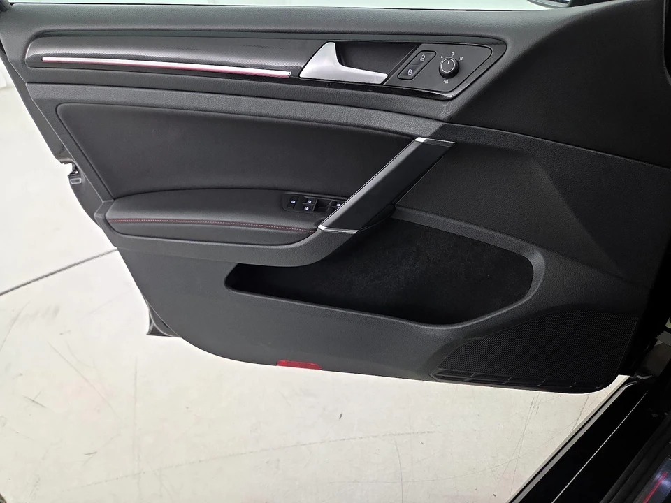 2016 Volkswagen GTI Mk7 - Image 13 of 27