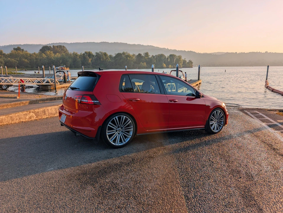 2016 Volkswagen GTI Mk7 - Image 12 of 31