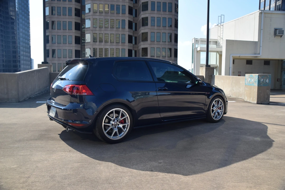 2016 Volkswagen GTI Mk7 - Image 24 of 31