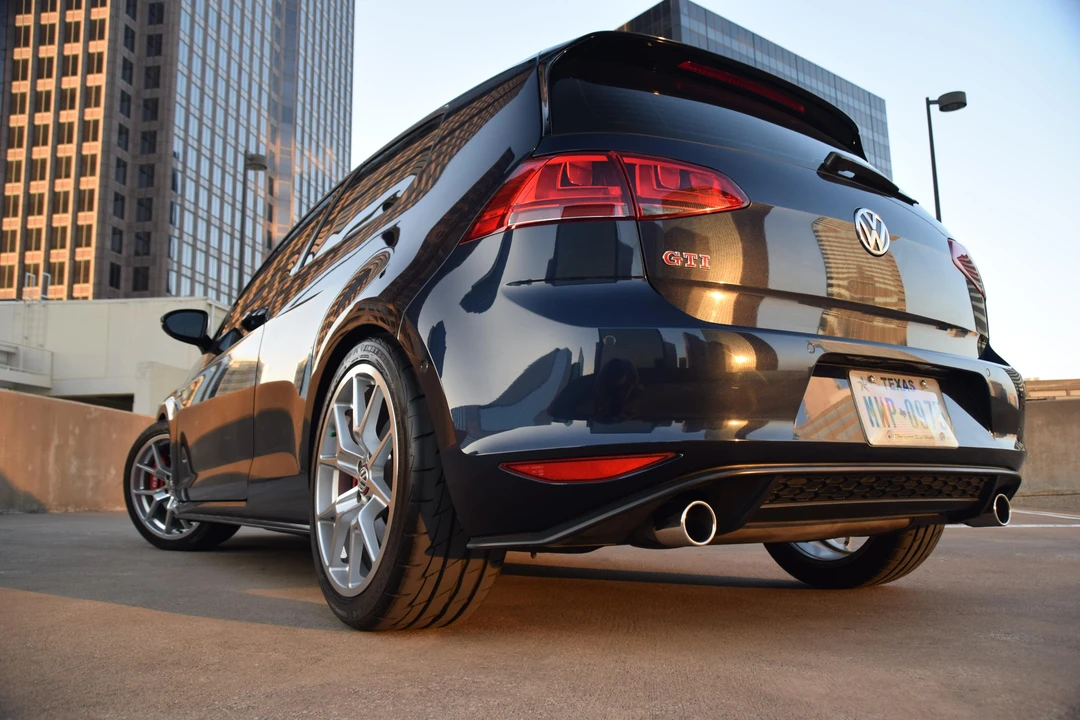 2016 Volkswagen GTI Mk7 - Image 19 of 31
