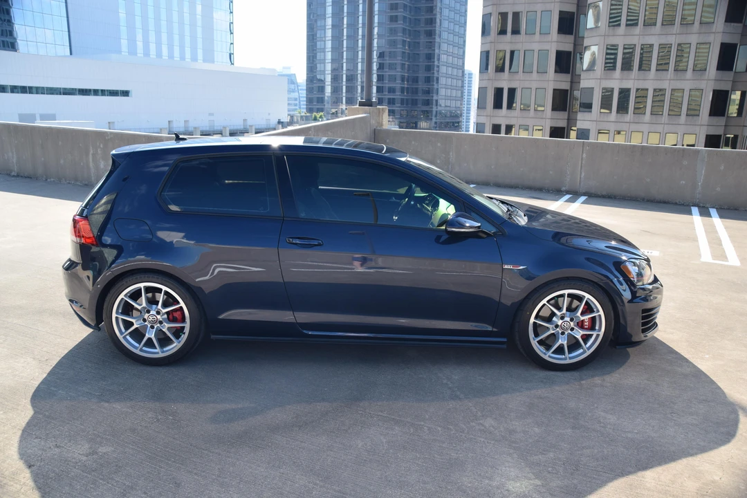 2016 Volkswagen GTI Mk7 - Image 27 of 31