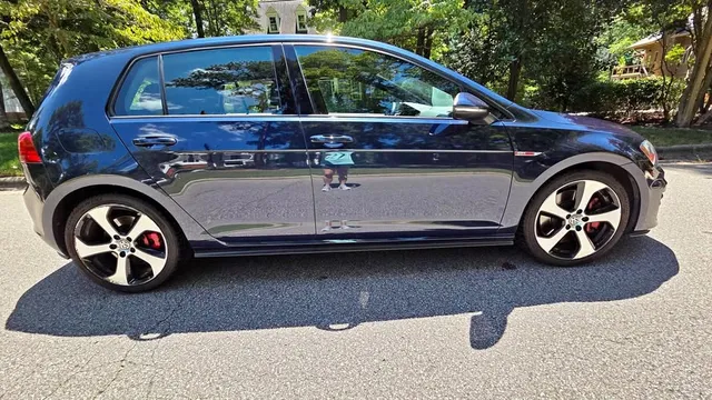 2016 Volkswagen GTI w/ Performance Package