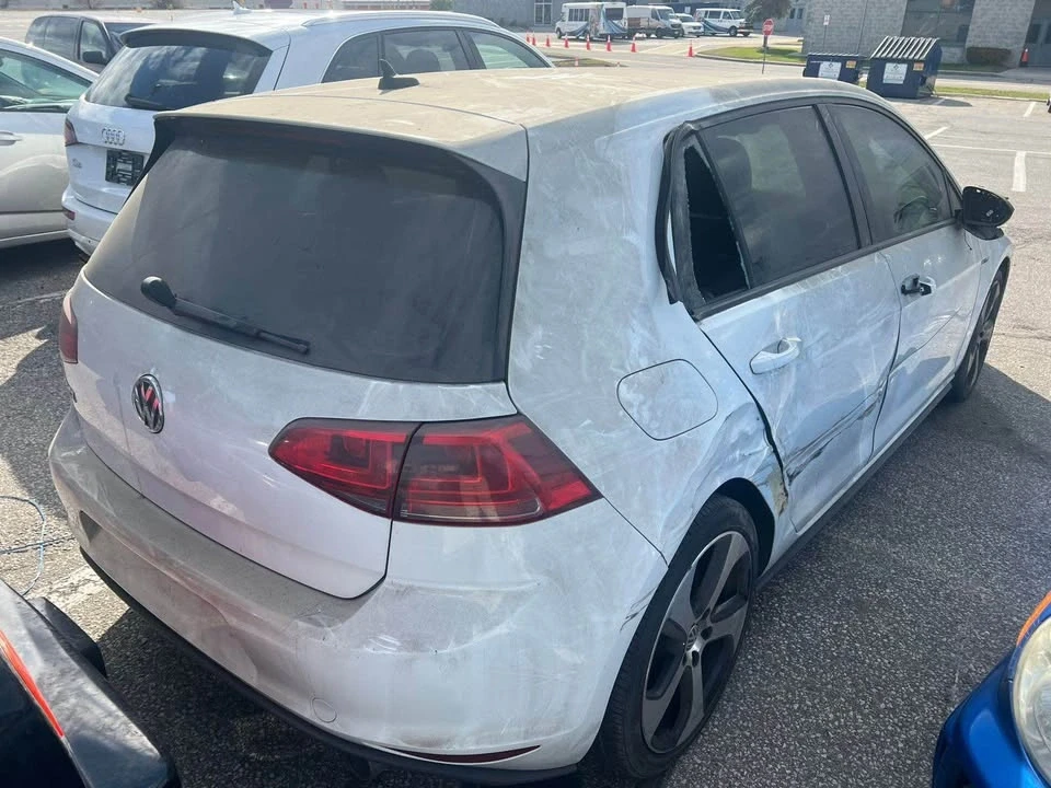 2016 Volkswagen Golf Mk7 - Image 3 of 4