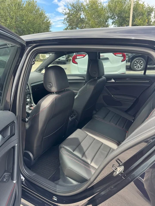 2016 Volkswagen GTI Mk7 - Image 6 of 9