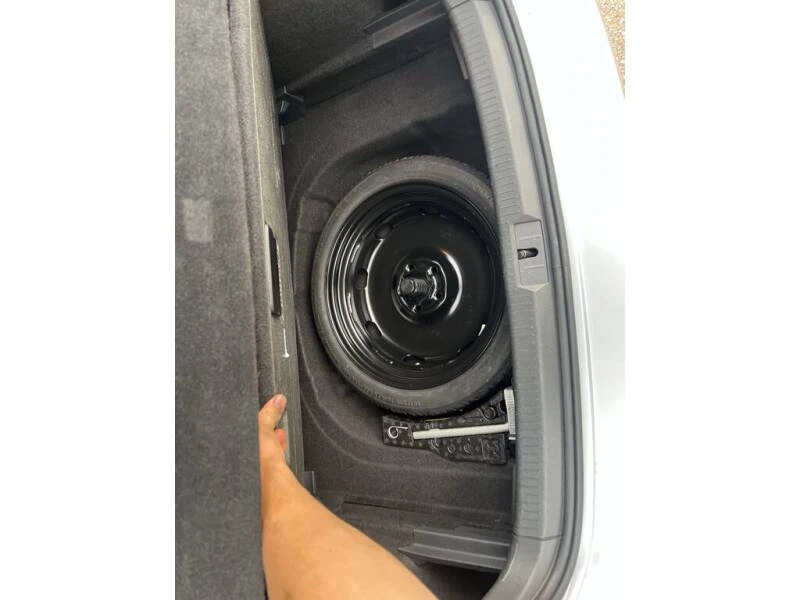 2016 Volkswagen GTI Mk7 - Image 26 of 31