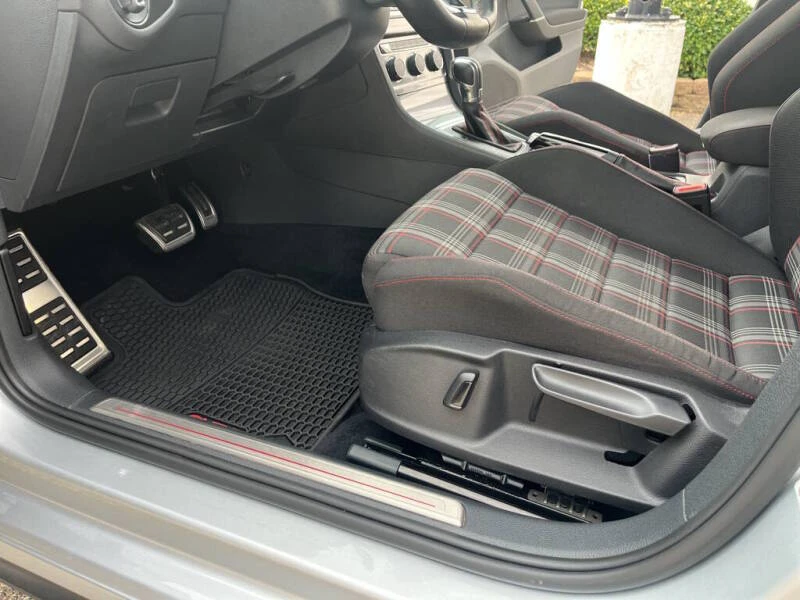 2016 Volkswagen GTI Mk7 - Image 15 of 31