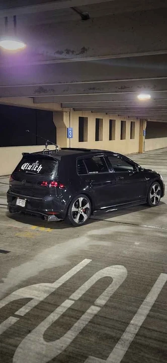 2016 Volkswagen GTI Mk7 - Image 2 of 5
