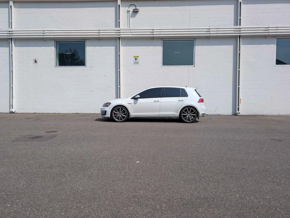 2016 Volkswagen GTI Mk7 - Image 2 of 5