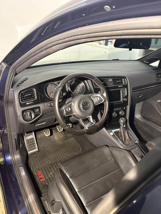 2016 Volkswagen GTI Mk7 - Image 10 of 16