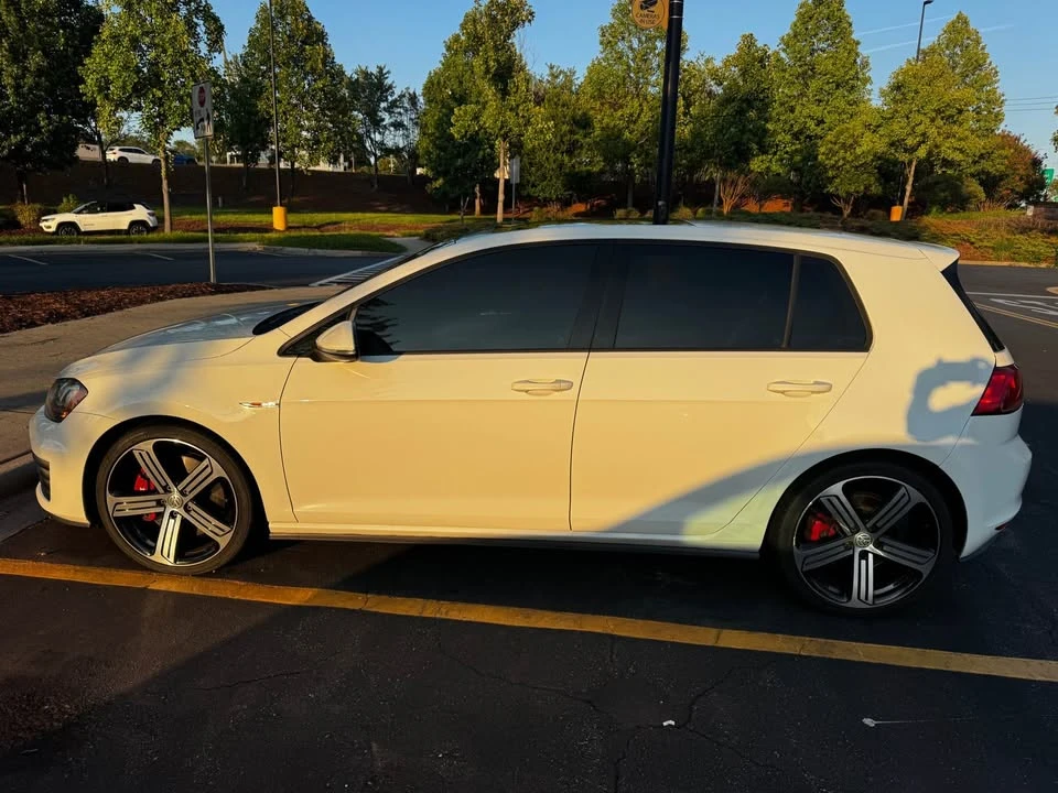 2016 Volkswagen GTI Mk7 - Image 2 of 16