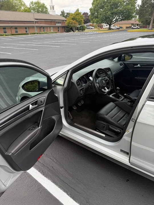 2016 Volkswagen GTI Mk7 - Image 9 of 20