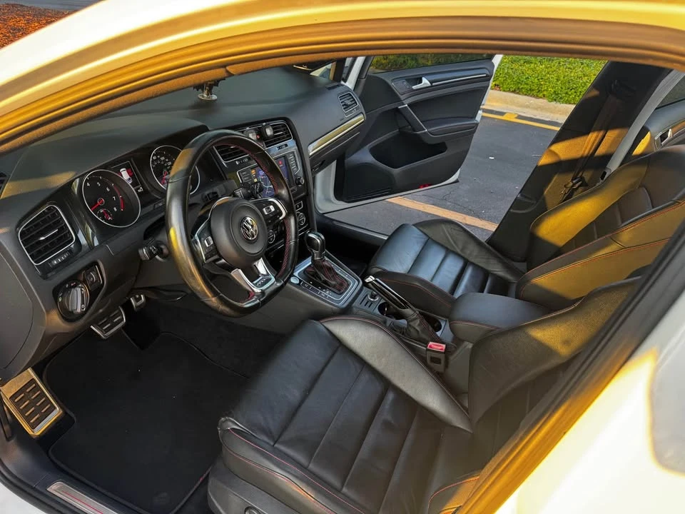2016 Volkswagen GTI Mk7 - Image 8 of 16