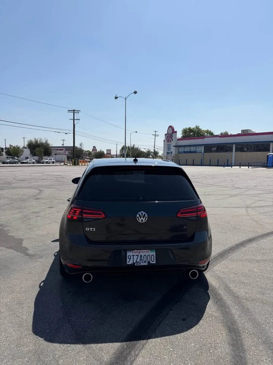2016 Volkswagen GTI Mk7 - Image 4 of 16