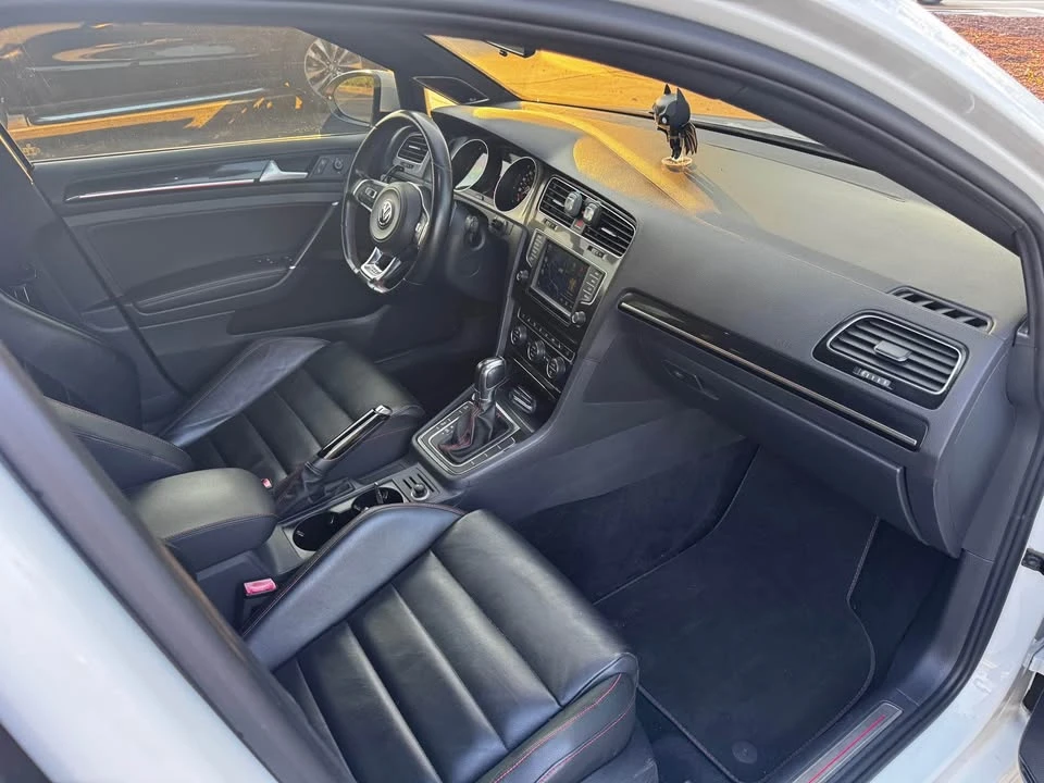 2016 Volkswagen GTI Mk7 - Image 5 of 16