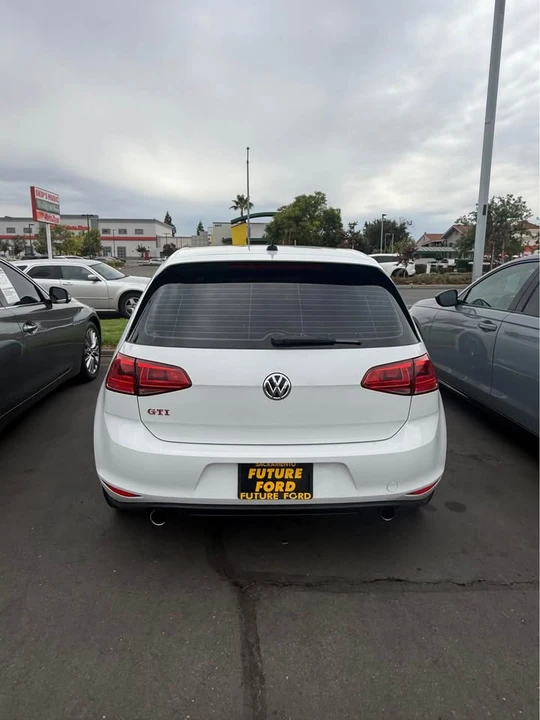 2016 Volkswagen GTI Mk7 - Image 5 of 8