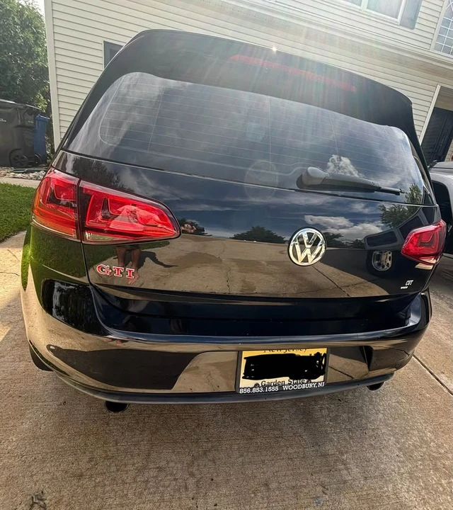 2016 Volkswagen GTI Mk7 - Image 2 of 5