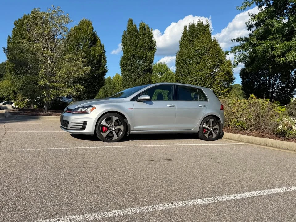 2016 Volkswagen GTI Mk7 - Image 2 of 15