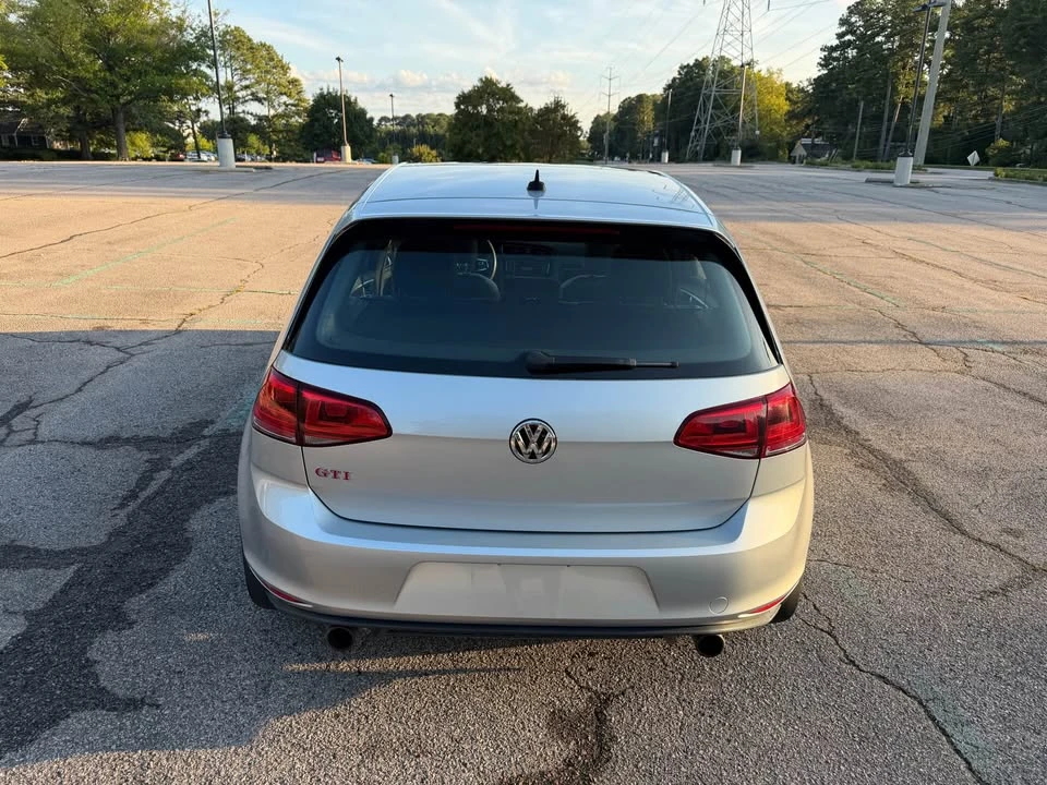 2016 Volkswagen GTI Mk7 - Image 8 of 15
