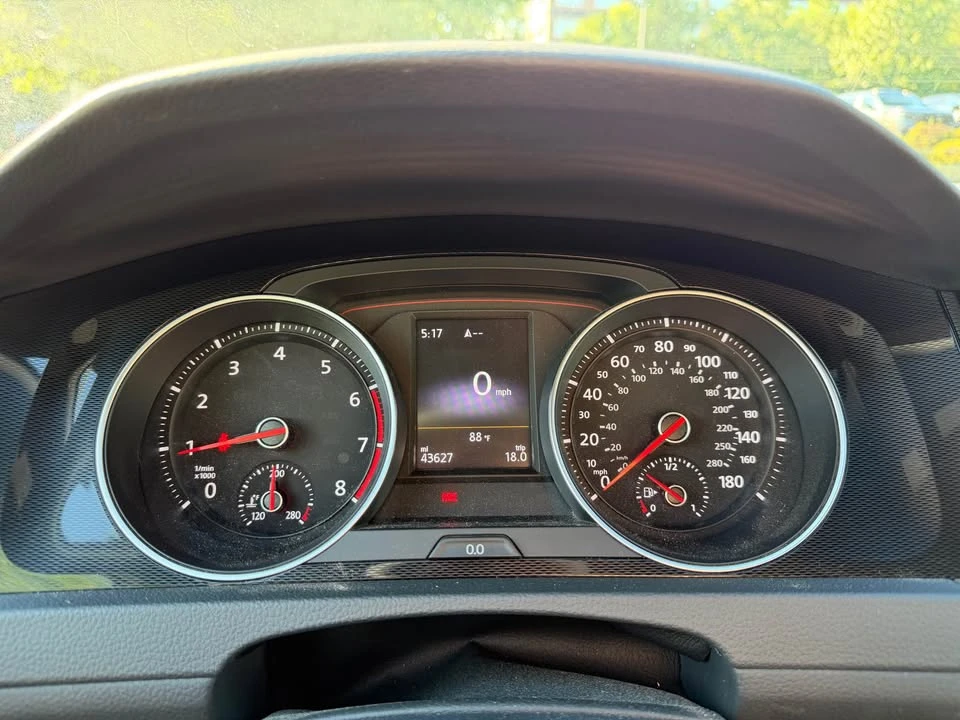 2016 Volkswagen GTI Mk7 - Image 12 of 15