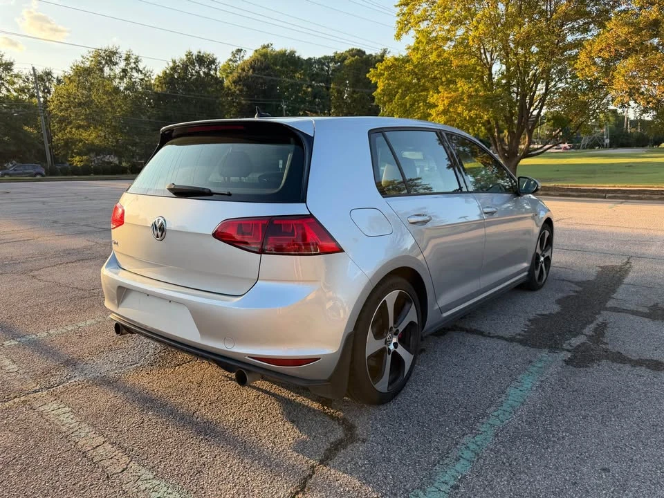 2016 Volkswagen GTI Mk7 - Image 9 of 15