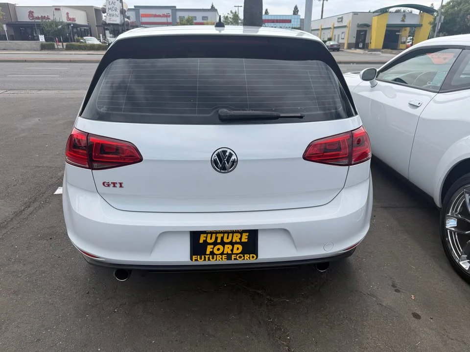 2016 Volkswagen GTI Mk7 - Image 2 of 13
