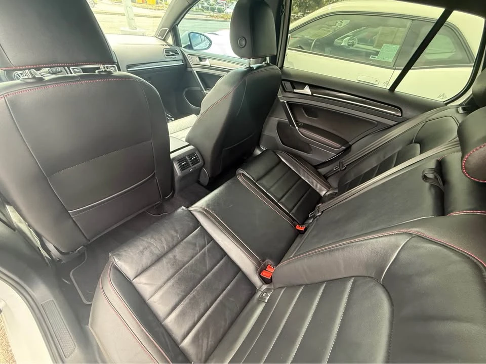 2016 Volkswagen GTI Mk7 - Image 11 of 13