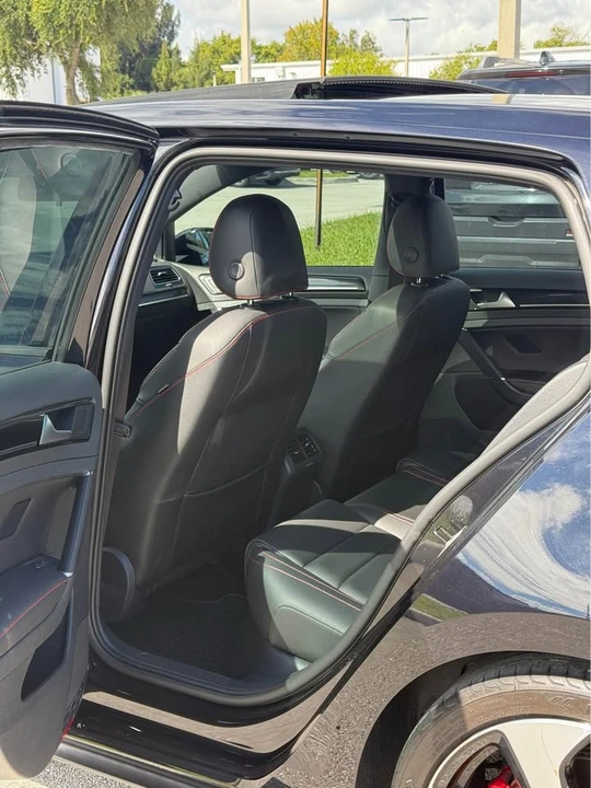 2016 Volkswagen GTI Mk7 - Image 11 of 17