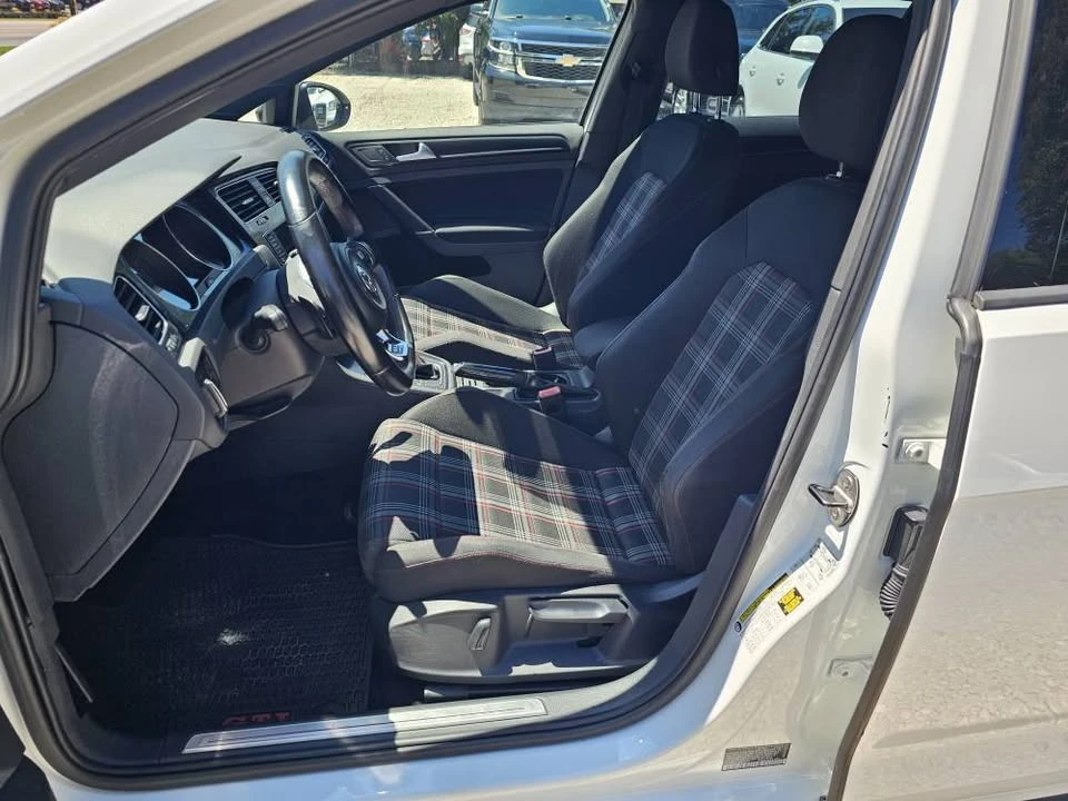 2016 Volkswagen GTI Mk7 - Image 9 of 20