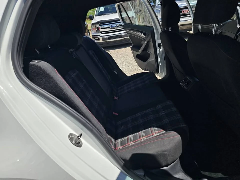 2016 Volkswagen GTI Mk7 - Image 11 of 20