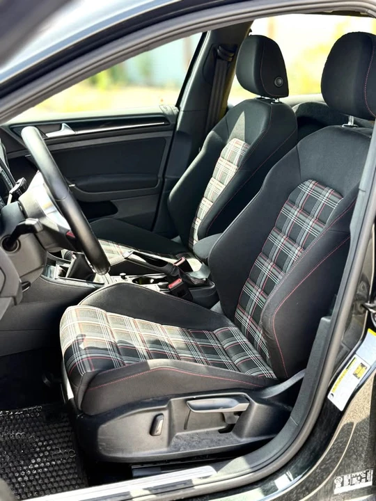 2016 Volkswagen GTI Mk7 - Image 6 of 11