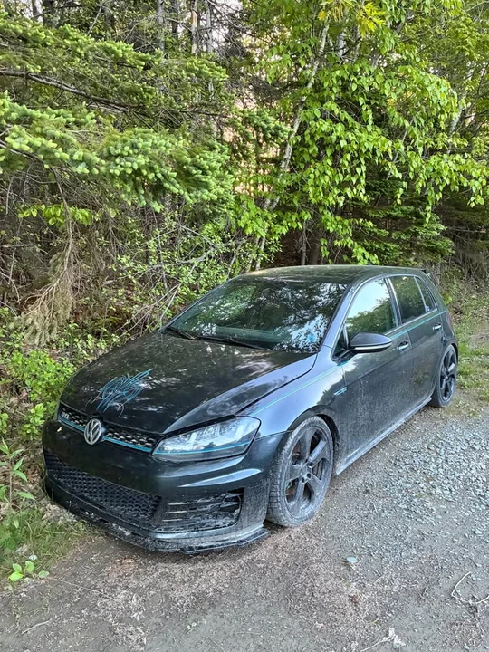 2016 Volkswagen GTI Mk7 - Image 2 of 2