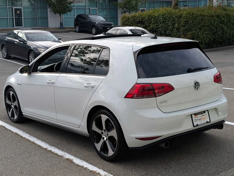 2016 Volkswagen GTI Mk7 - Image 8 of 18