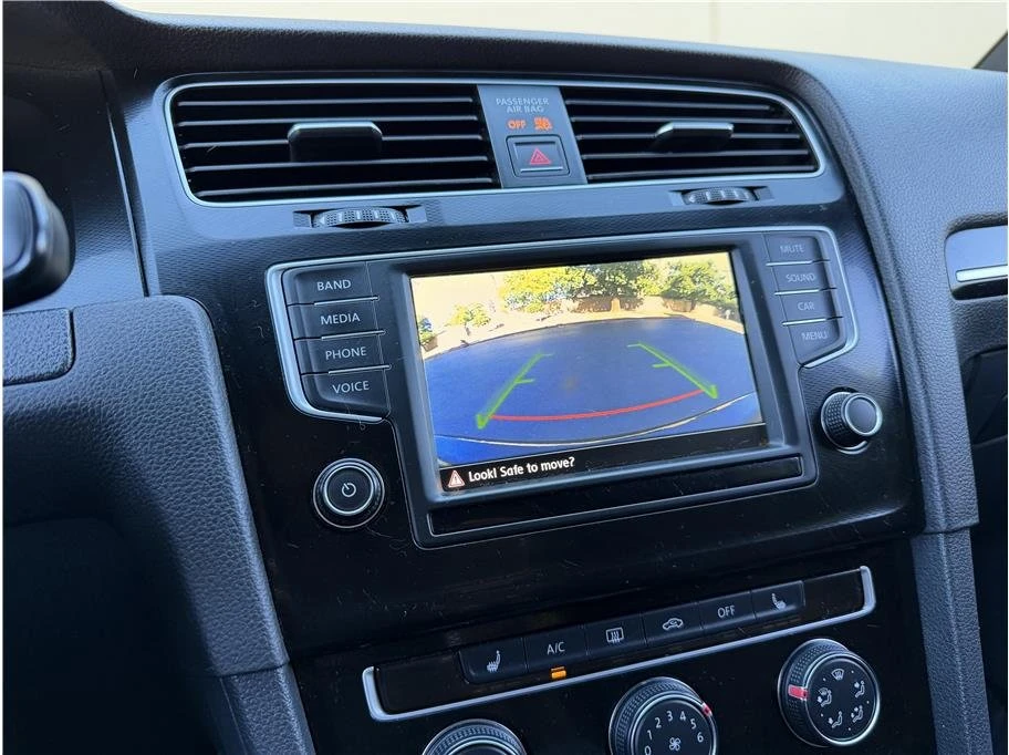 2016 Volkswagen GTI Mk7 - Image 11 of 20