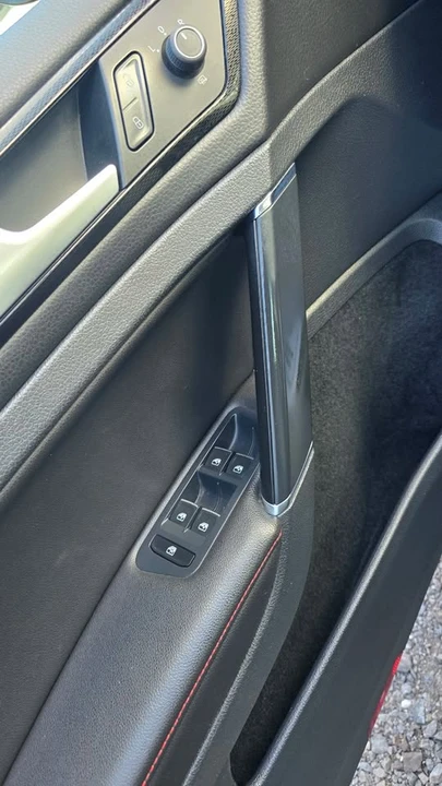 2016 Volkswagen GTI Mk7 - Image 11 of 20