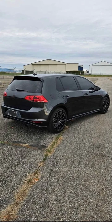 2016 Volkswagen GTI Mk7 - Image 3 of 10