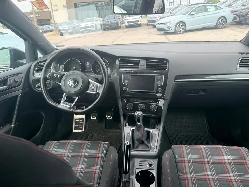 2016 Volkswagen GTI Mk7 - Image 5 of 6