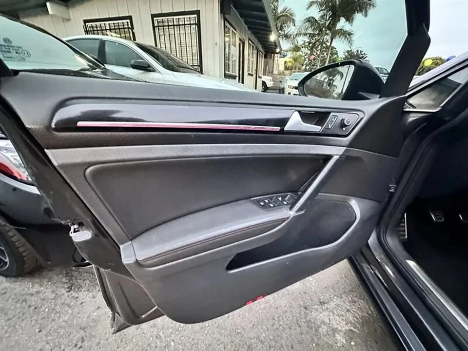 2016 Volkswagen GTI Mk7 - Image 15 of 20
