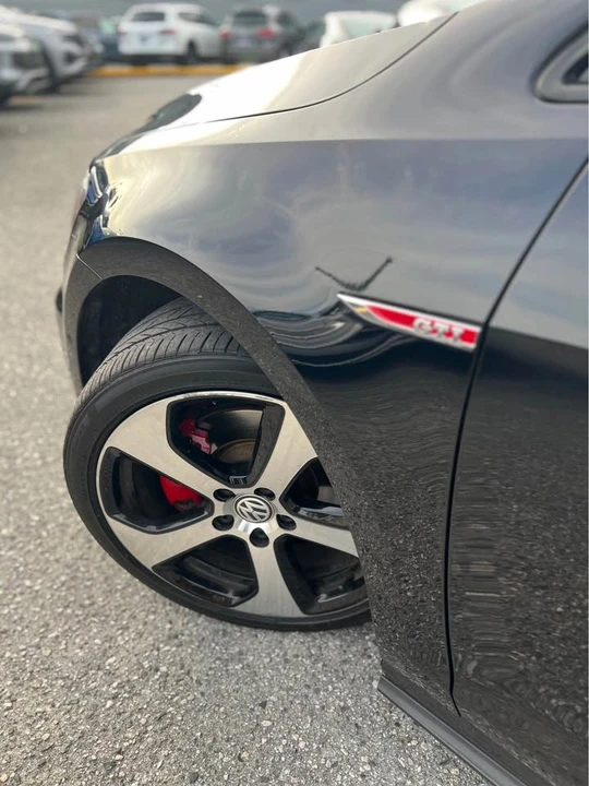 2016 Volkswagen GTI Mk7 - Image 5 of 16