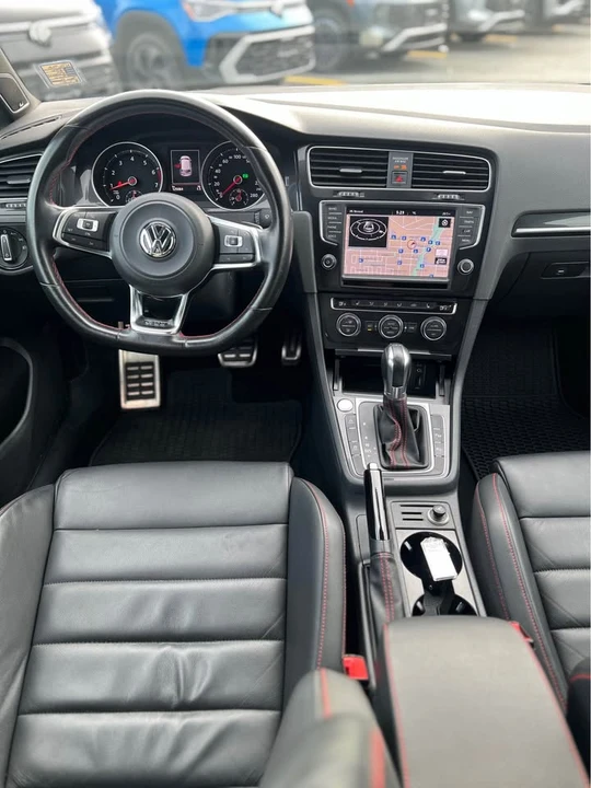 2016 Volkswagen GTI Mk7 - Image 10 of 16