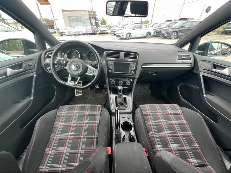 2016 Volkswagen GTI Mk7 - Image 5 of 7