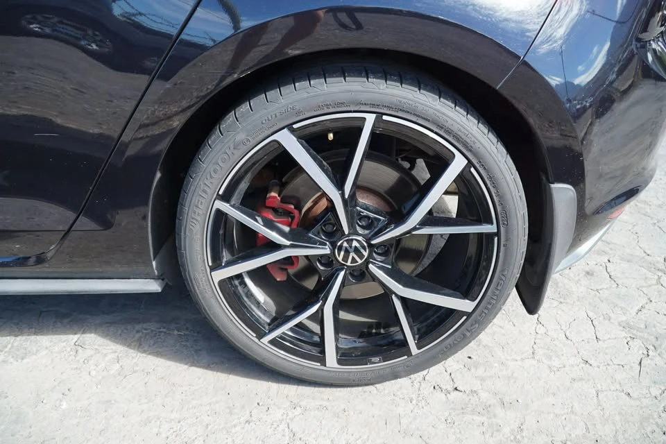 2016 Volkswagen GTI Mk7 - Image 19 of 20