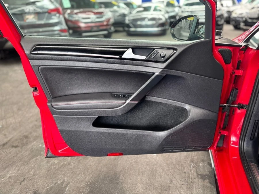 2016 Volkswagen GTI Mk7 - Image 9 of 20