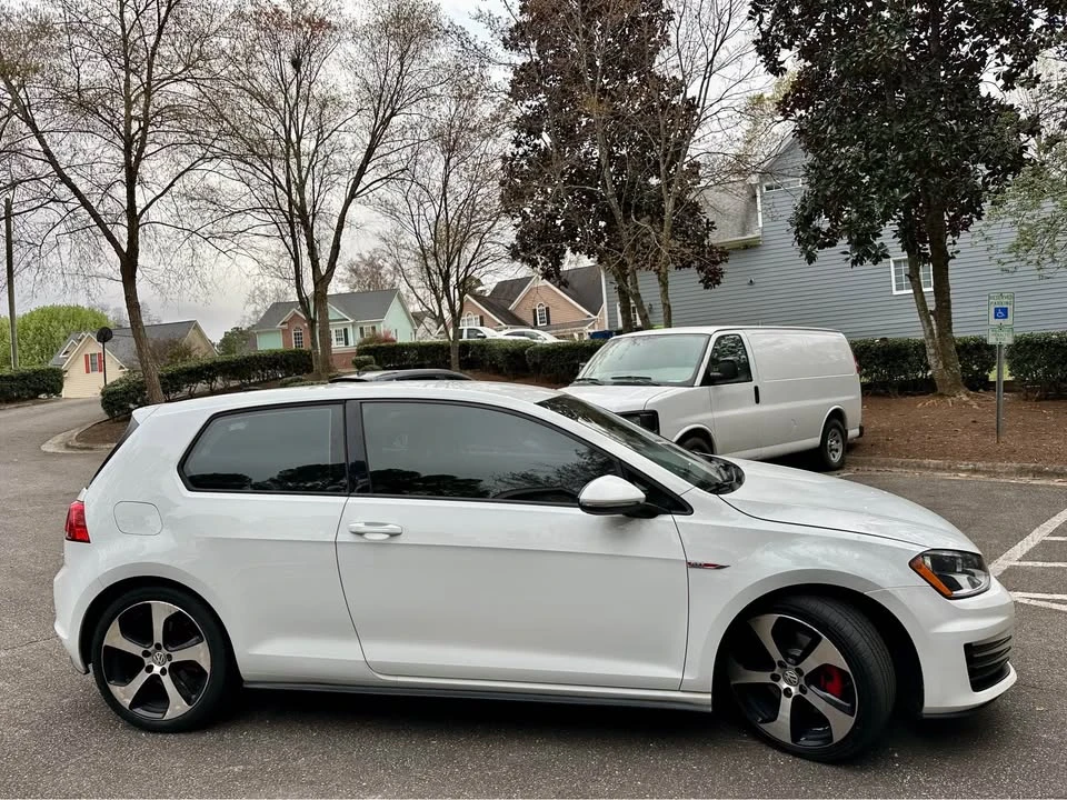 2016 Volkswagen GTI Mk7 - Image 4 of 20