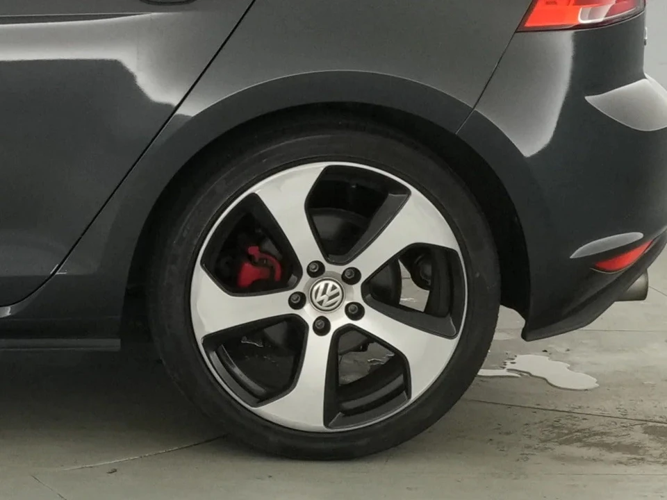 2016 Volkswagen GTI Mk7 - Image 17 of 31