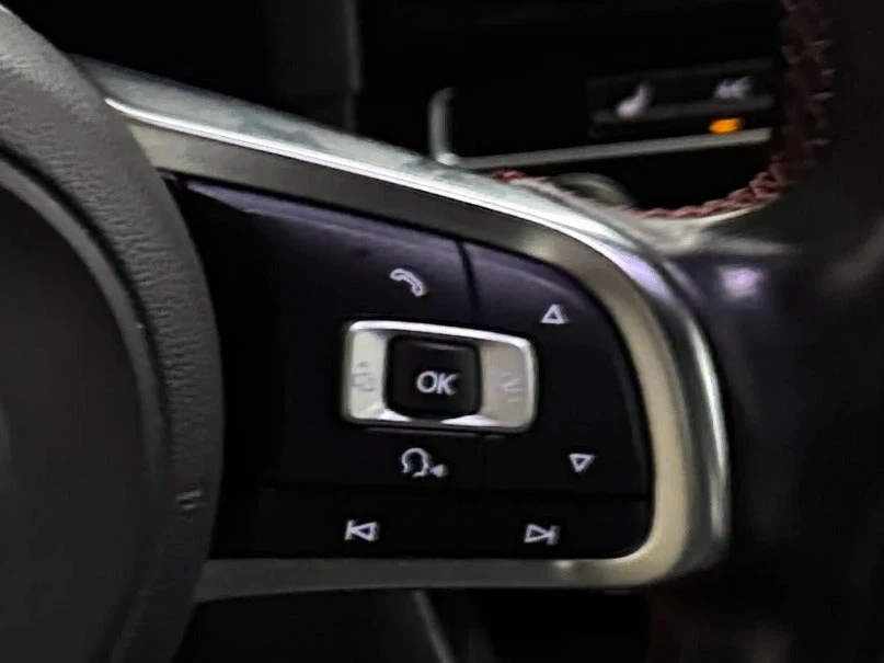 2016 Volkswagen GTI Mk7 - Image 11 of 31